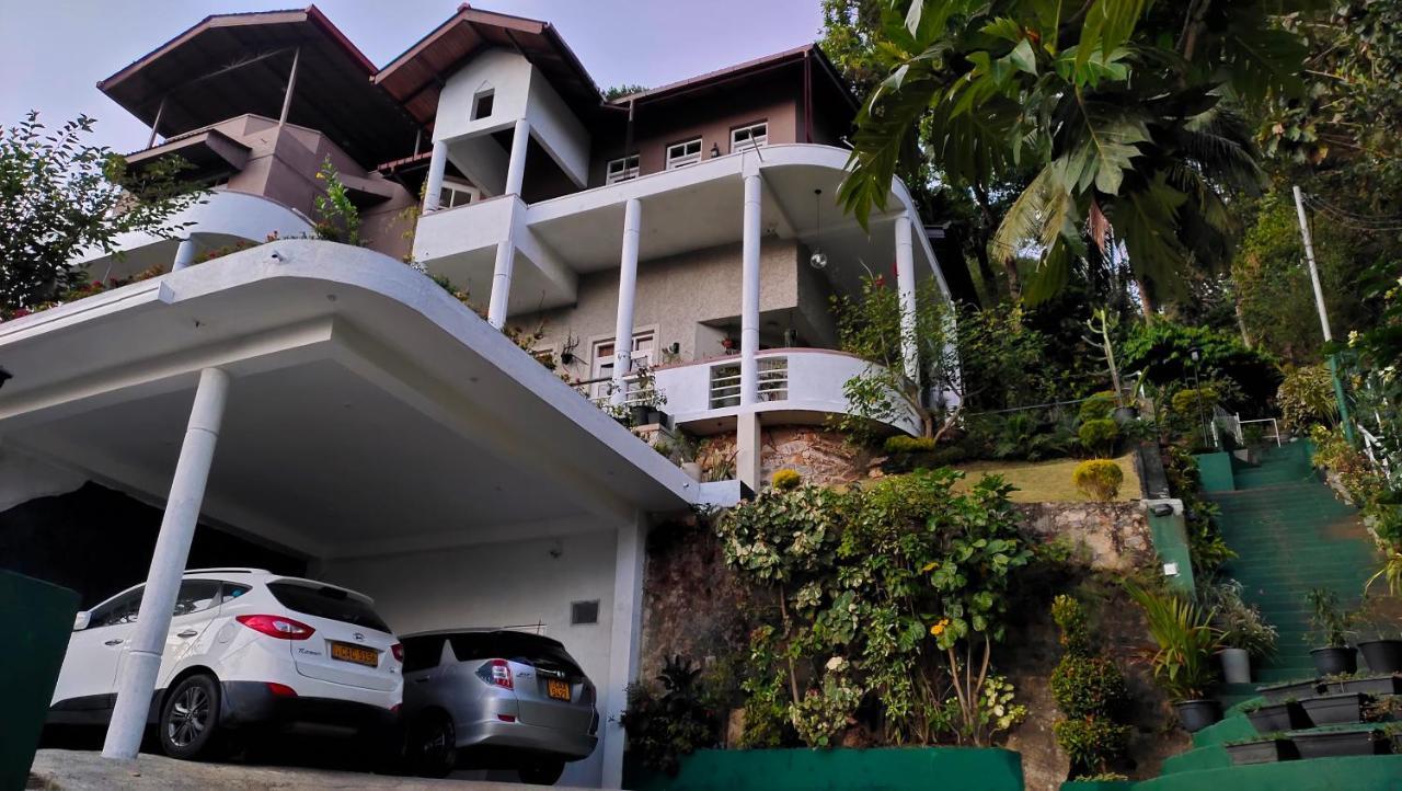 Marvel Hills Kandy Esterno foto