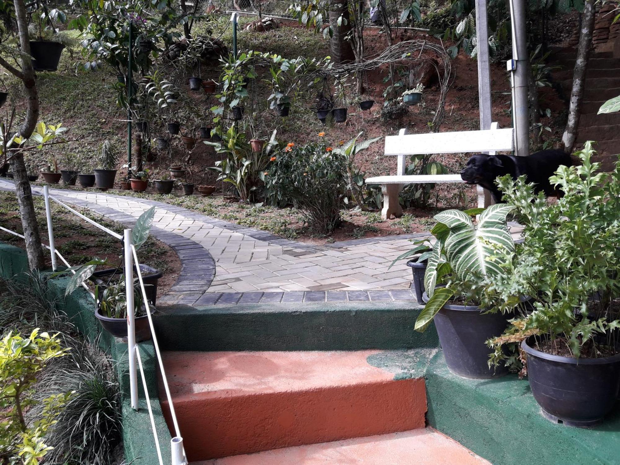 Marvel Hills Kandy Esterno foto