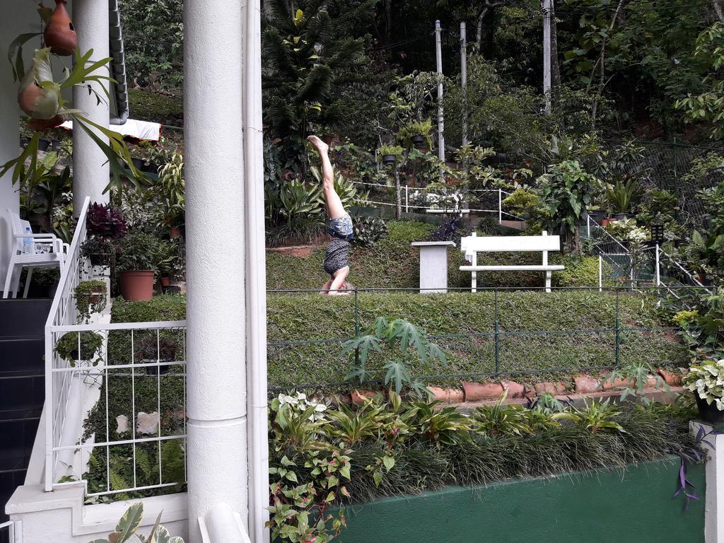 Marvel Hills Kandy Esterno foto