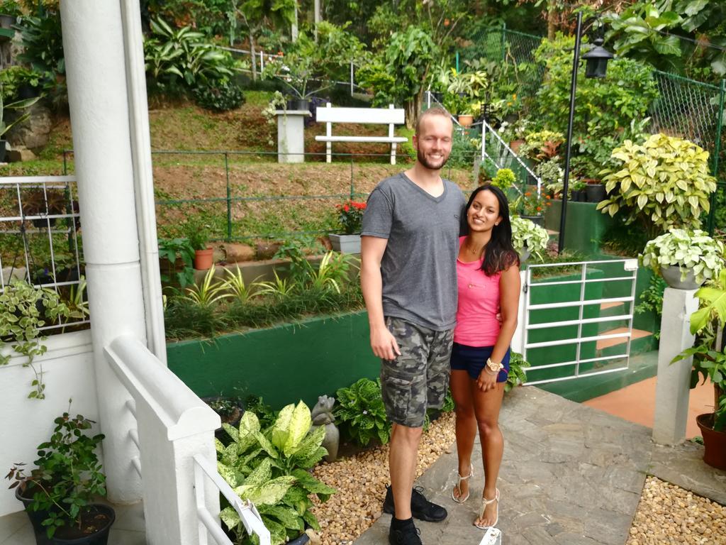 Marvel Hills Kandy Esterno foto